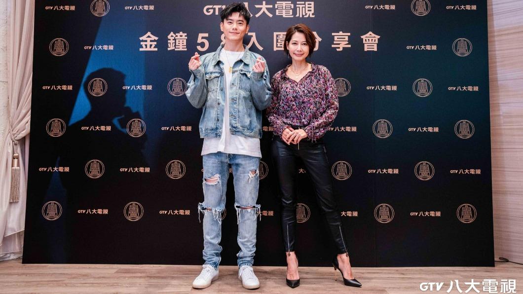 李程彬、丁寧分別入圍迷你劇集(電視電影)男主角及女配角獎。(圖/八大提供)