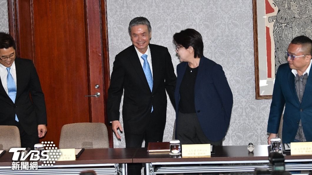 藍白合會議登場。（圖／胡瑞麒攝）