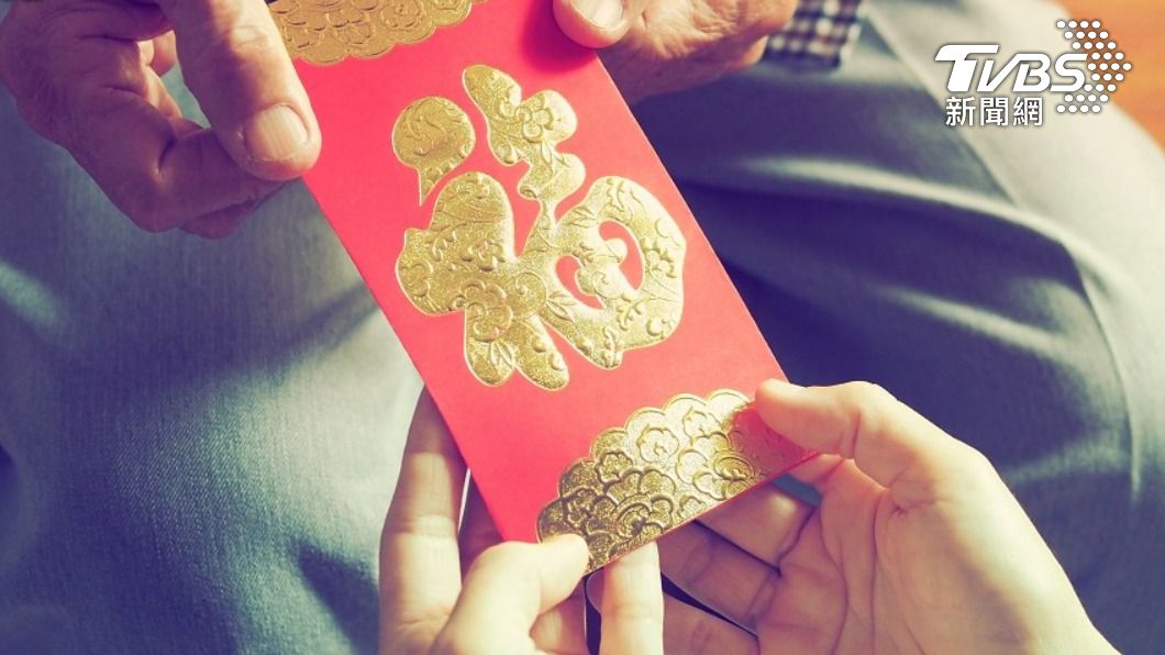 「年輕時給孝親費」最快毀掉人生？兩派戰爆：這1事才是