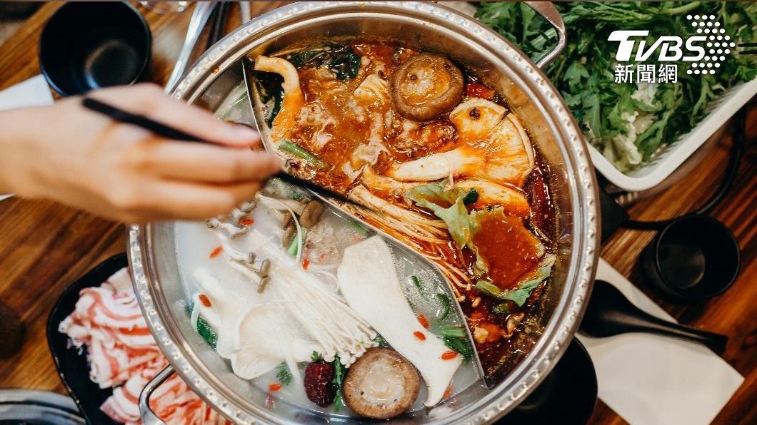 吃太鹹的東西會影響鈣質吸收。（示意圖／shutterstock 達志影像）