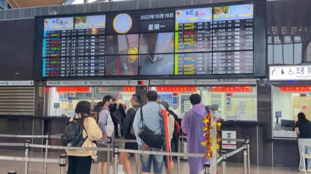 東部幹線是台鐵的「金雞母」，但卻剝奪花東人選擇機會。(圖/TVBS)