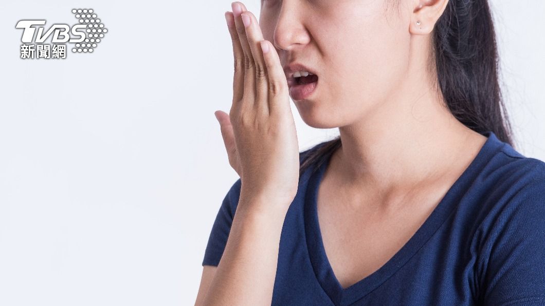 不菸不酒驚罹食道癌!人妻張口秒飄「酸爛惡臭」 醫師傻眼:不妙