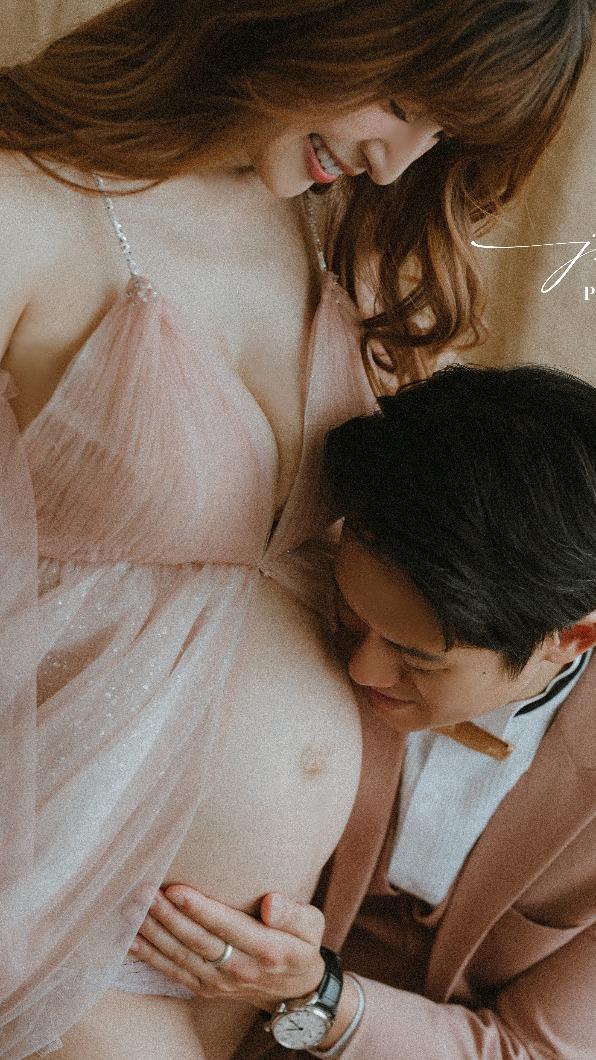 林舒語拍攝孕婦寫真。(圖/J2 Plus婚紗攝影提供)