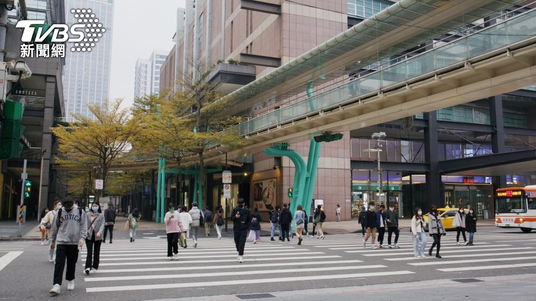 台北市街道乾淨,很少有人會隨手亂丟垃圾。(示意圖/shutterestock達志影像)