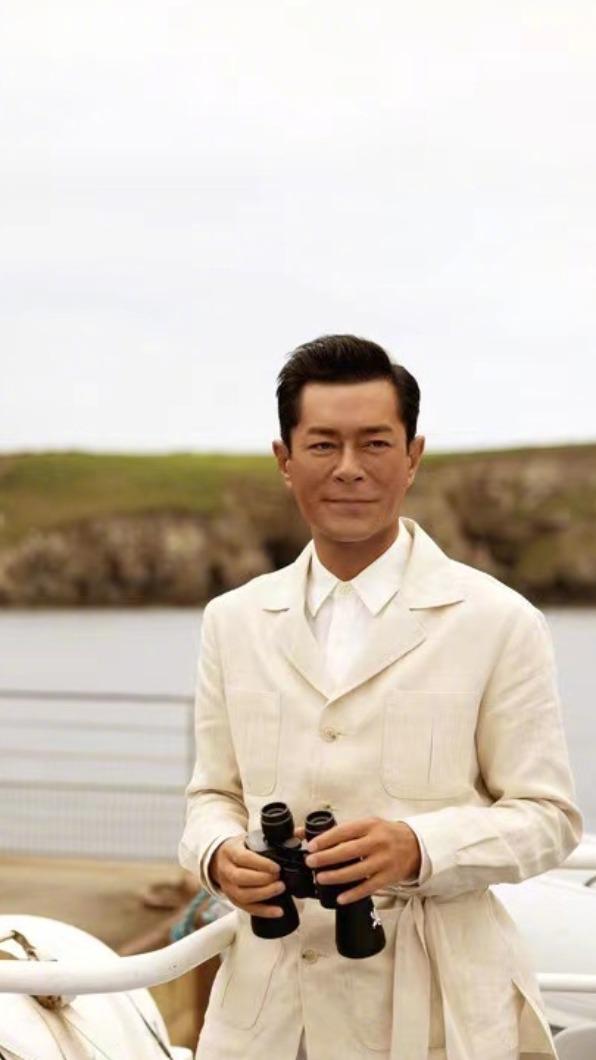 有網友點名像古天樂。(圖/翻攝自古天樂微博)
