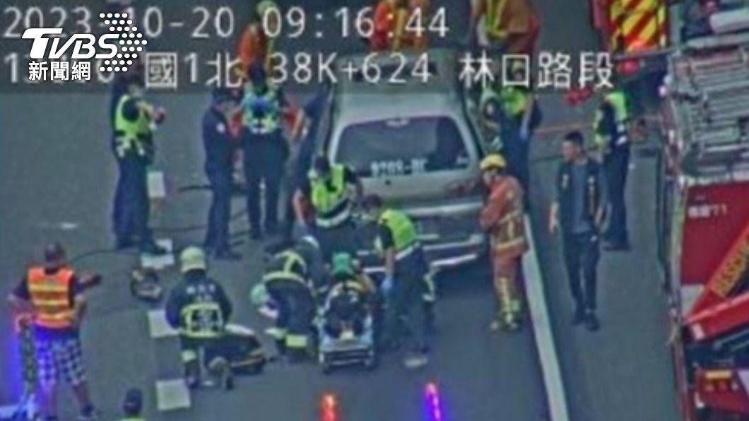 快訊/國一林口段死亡事故!小貨車不明原因追撞 駕駛重傷亡