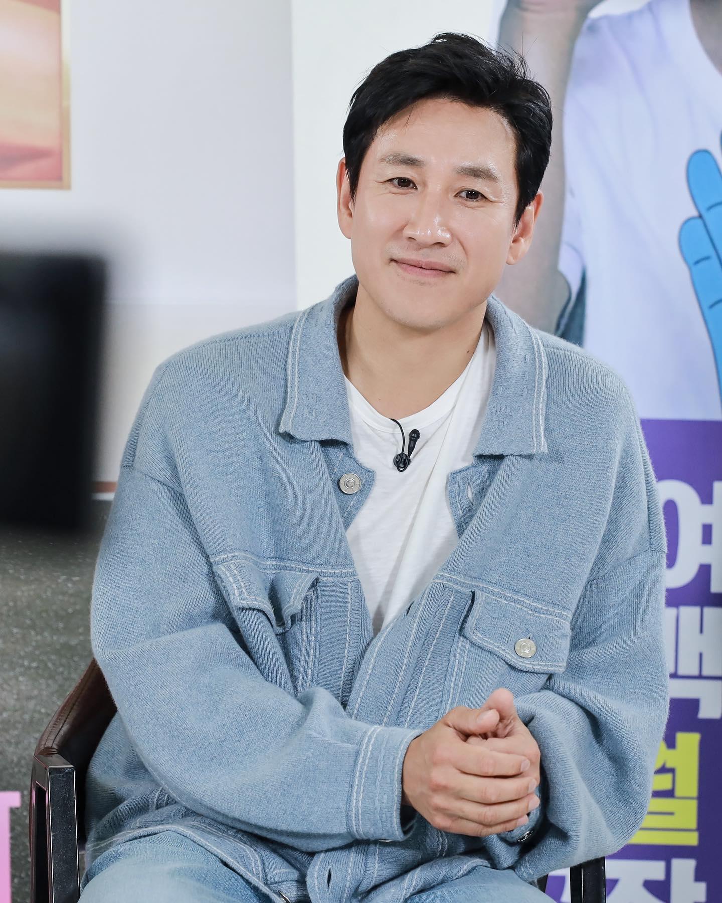 警方仍在調查李善均是否涉毒。(圖/翻攝自HODU&U娛樂IG)