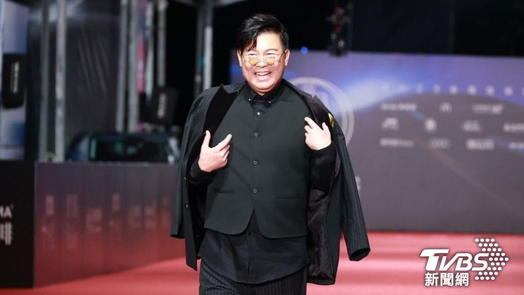 金鐘58/曾國城1舉動引爆尖叫!驚喊「紅毯詛咒人」 巴鈺看傻