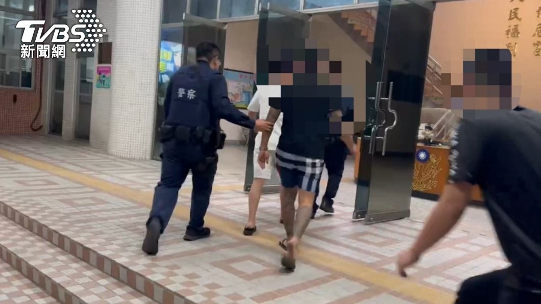 警方獲報後立即循線追查涉嫌人林鈞蔚等6人到案。（圖／TVBS）