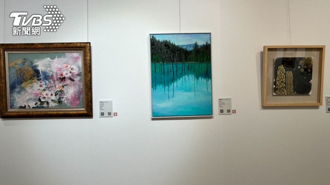 逛百貨公司不要錯過韓國藝術,「臺中釜山國際美術交流展」登場。(照片中友百貨提供)