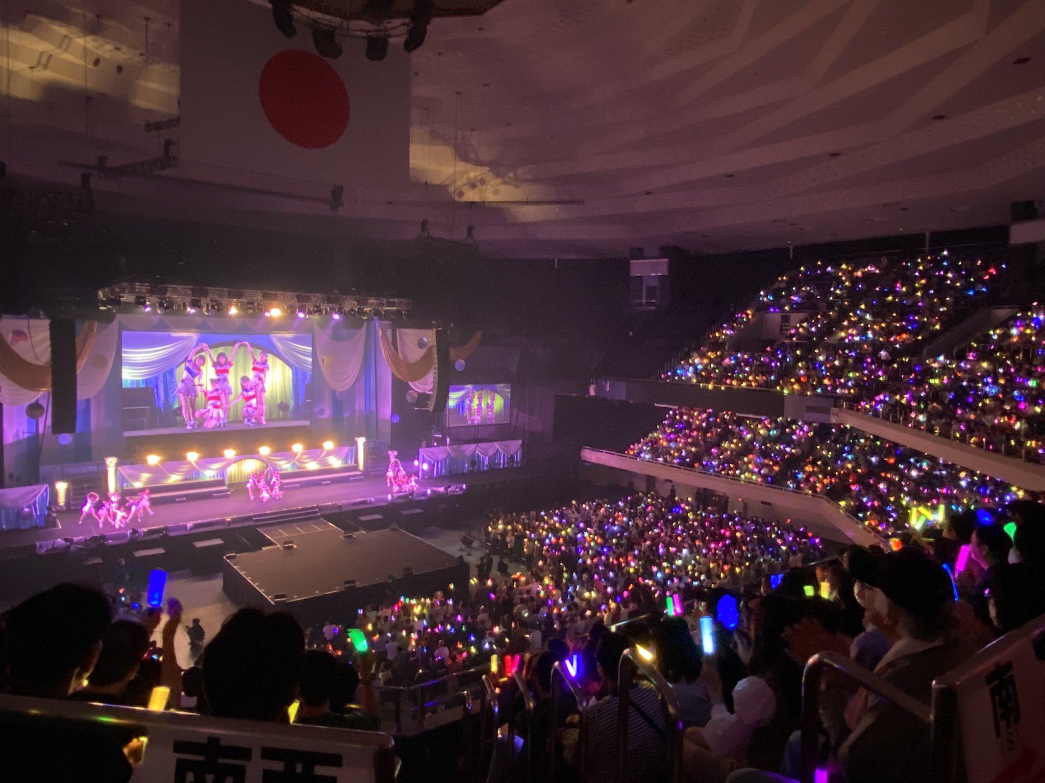 AKB48一連三天在武道館舉辦演唱會。(圖/翻攝自AKB48推特)