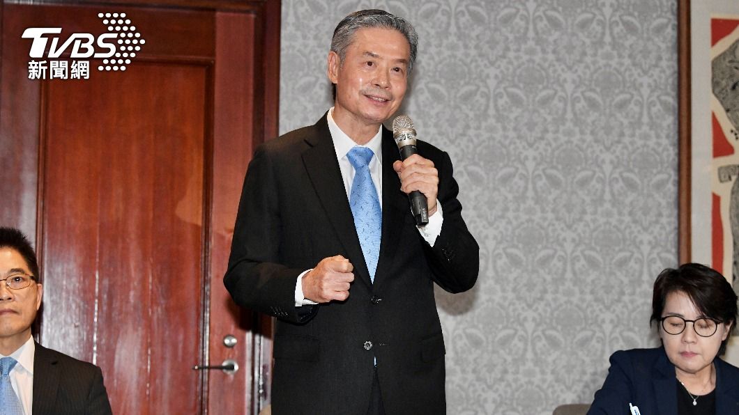 侯辦嗆柯文哲找「御用」民調公司　匯流不忍了：提告金溥聰