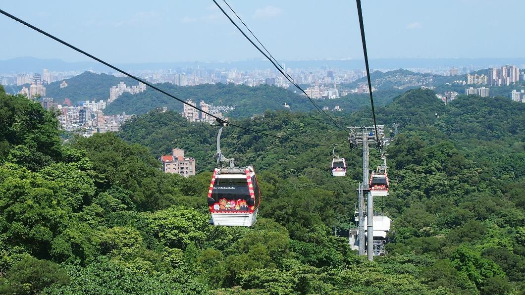 銀髮族注意!重陽節1日限定優惠看這 台北捷運、貓空纜車免費搭