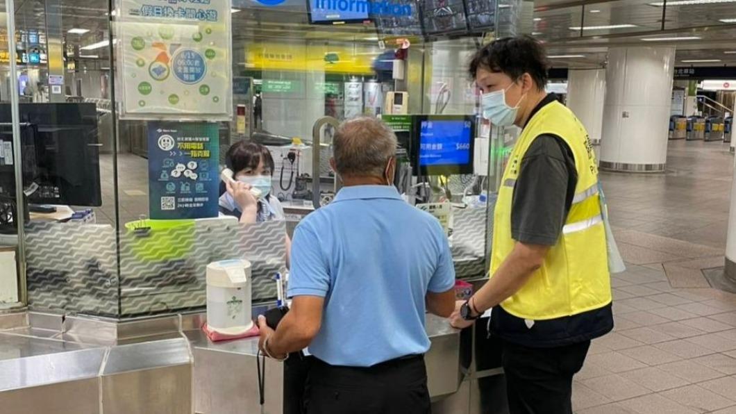 重陽節優惠，長者免費搭乘臺北捷運。（圖／台北捷運公司提供）	