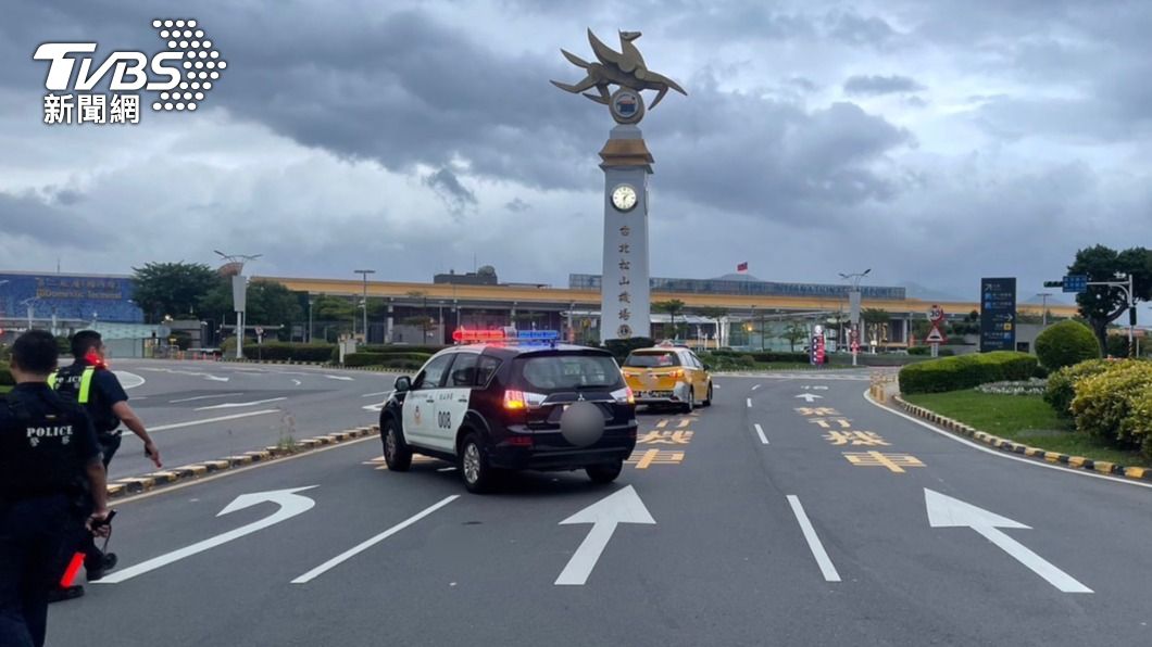 警方將盡快將肇逃BMW駕駛通知到案。(圖/TVBS)