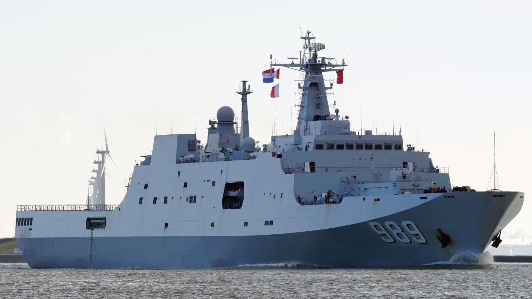 以巴衝突不只美派航母打擊群 共軍6艘戰艦罕見出沒中東
