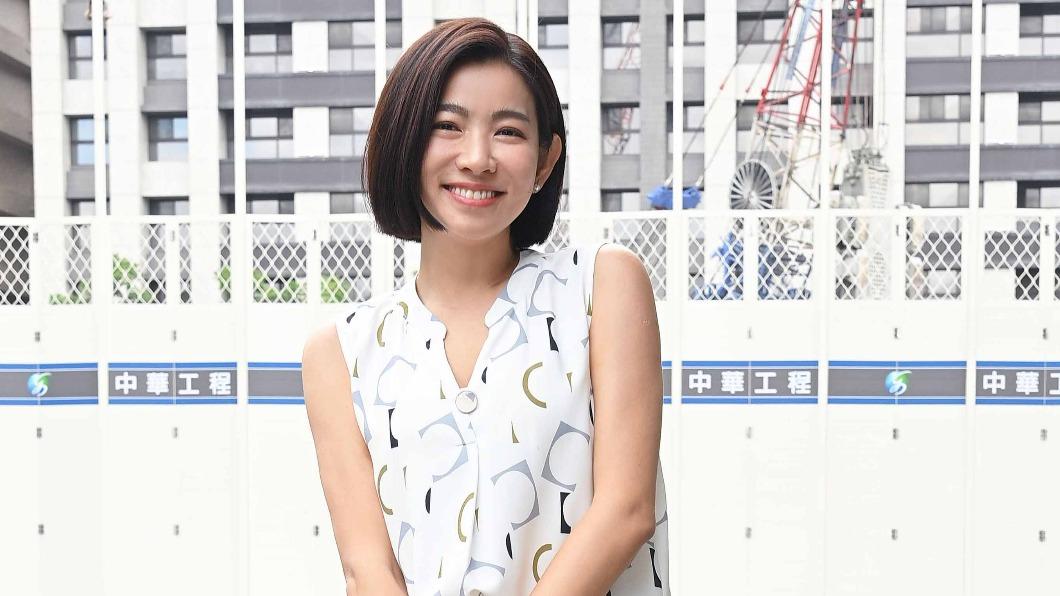 米可白才奪金鐘女配宣布「新身分」 甩開朗形象苦嘆:壓力頗大