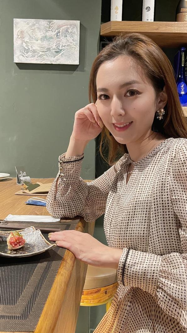 房業涵昨慶祝吃燒肉。(圖/翻攝自房業涵 臉書)