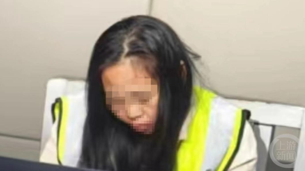 男子網戀對象真實身分是好友的親媽。(圖/翻攝自微博《上游新聞》)