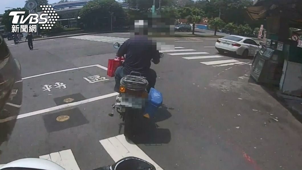 你醉了嗎?高雄工人酒駕 方向燈「左右不分」直接進警局