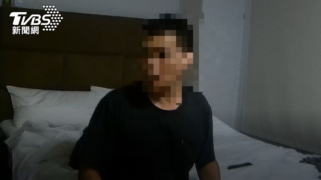 警方趕抵現場，屋內僅有被害人與犯嫌。（圖／TVBS）
