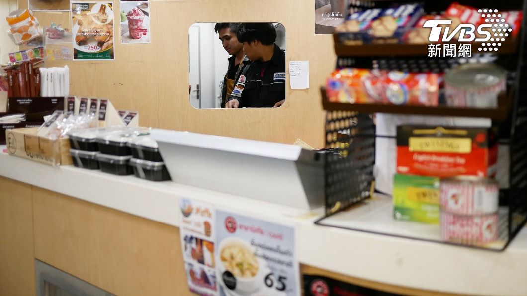 超商見「刺青阿弟」店員! 律師揭反差:我是老闆全加薪