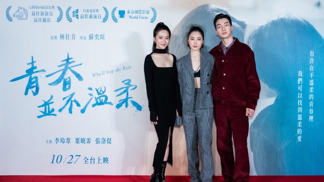 葉曉霏、李玲葦唯美婚紗「狂笑場」　喊話三千萬拍續集：想當渣女