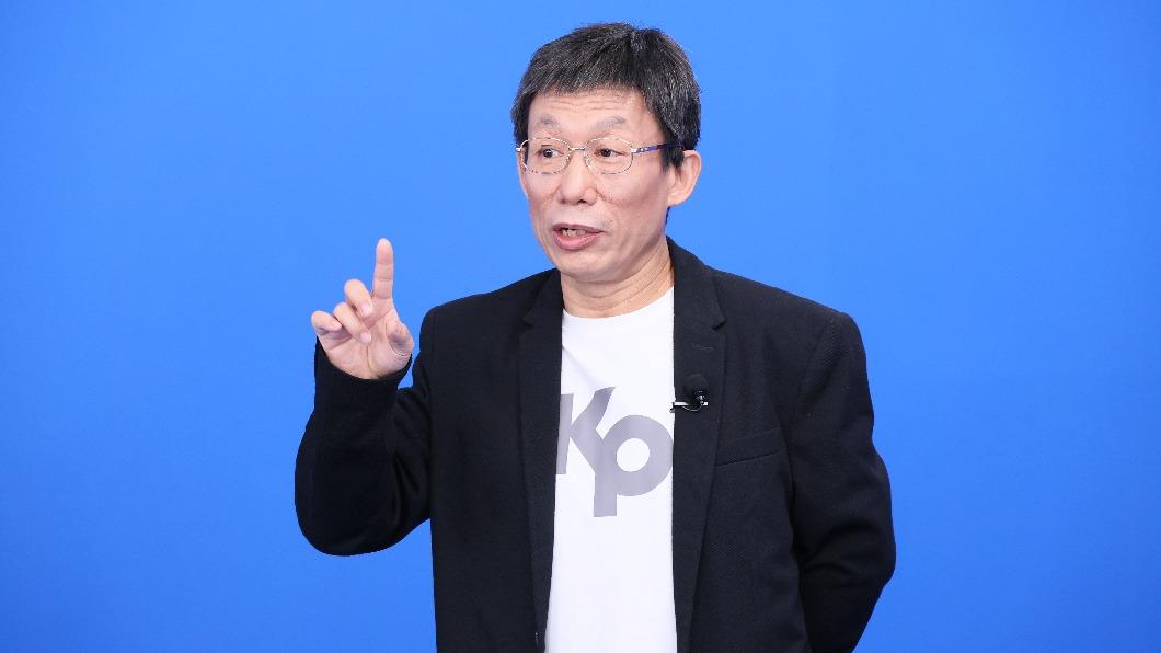 郭子乾時常在節目反串柯蚊哲。(圖/Nownews提供)