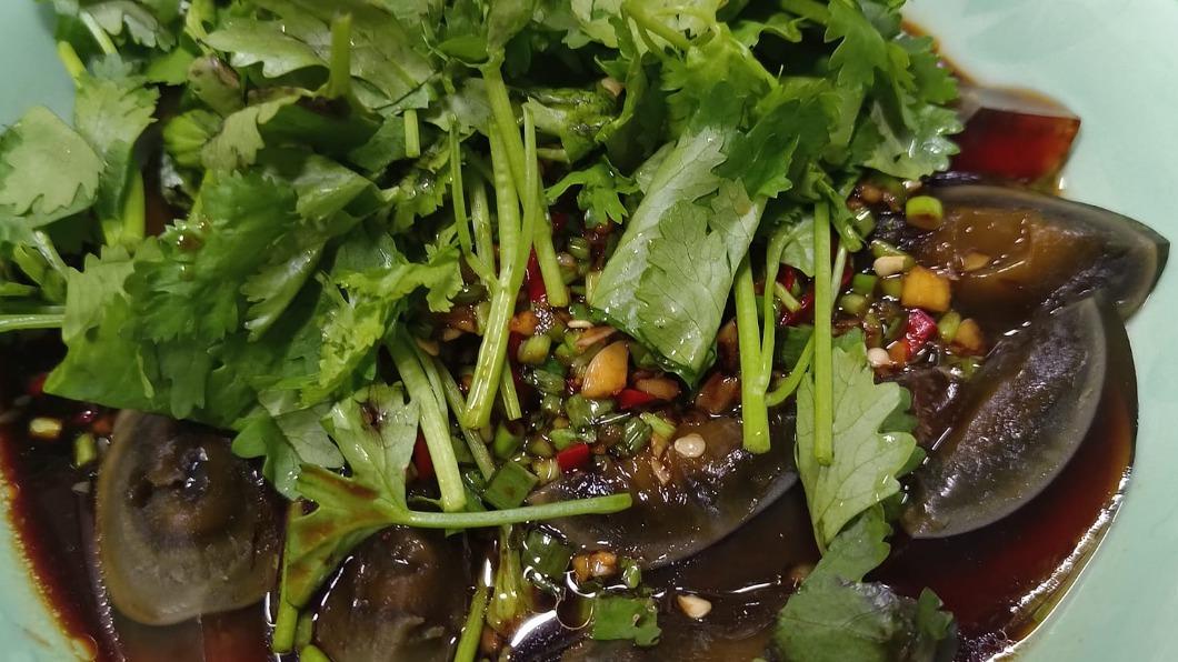 「香菜拌皮蛋」怕爆喊邪物 一票人地獄回魂狂讚:負負得正