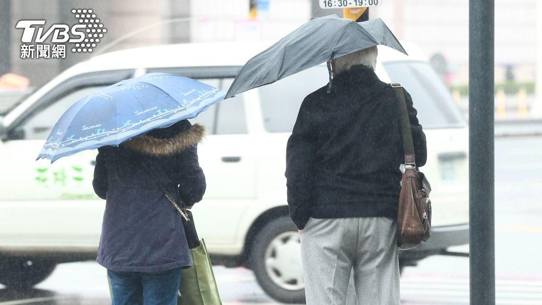 週末變天!雨彈侵襲全台濕涼 明北部低溫再探1字頭
