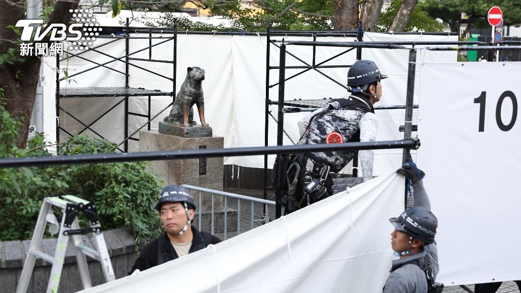 萬聖節+日本一!澀谷忠犬小八拉封鎖線 道頓堀嚴防跳河