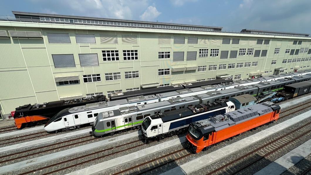 七堵調車場「出庫出軌」載客延誤 台鐵:排除人為失誤