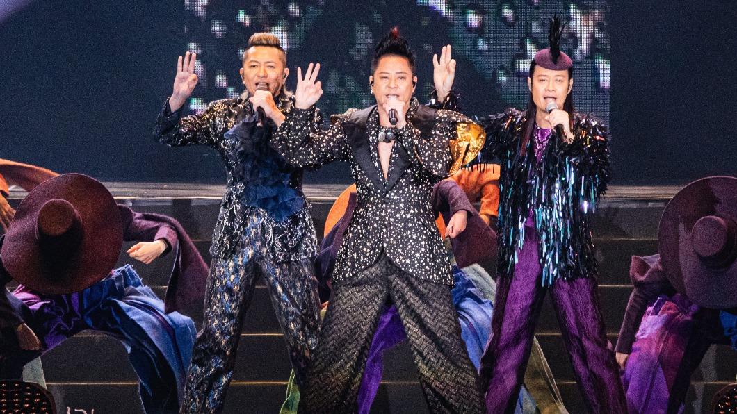 草蜢高雄開唱！陳美鳳率隊朝聖「劉福助搞烏龍」　她全程目睹嚇瘋