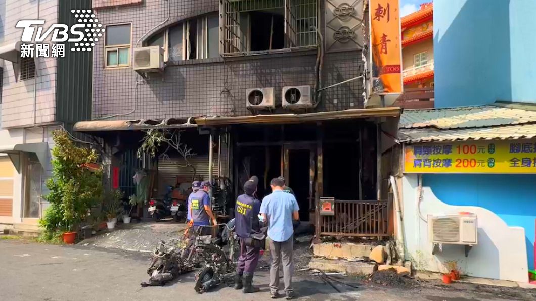刺青店疑似遭人縱火。 (圖/TVBS)