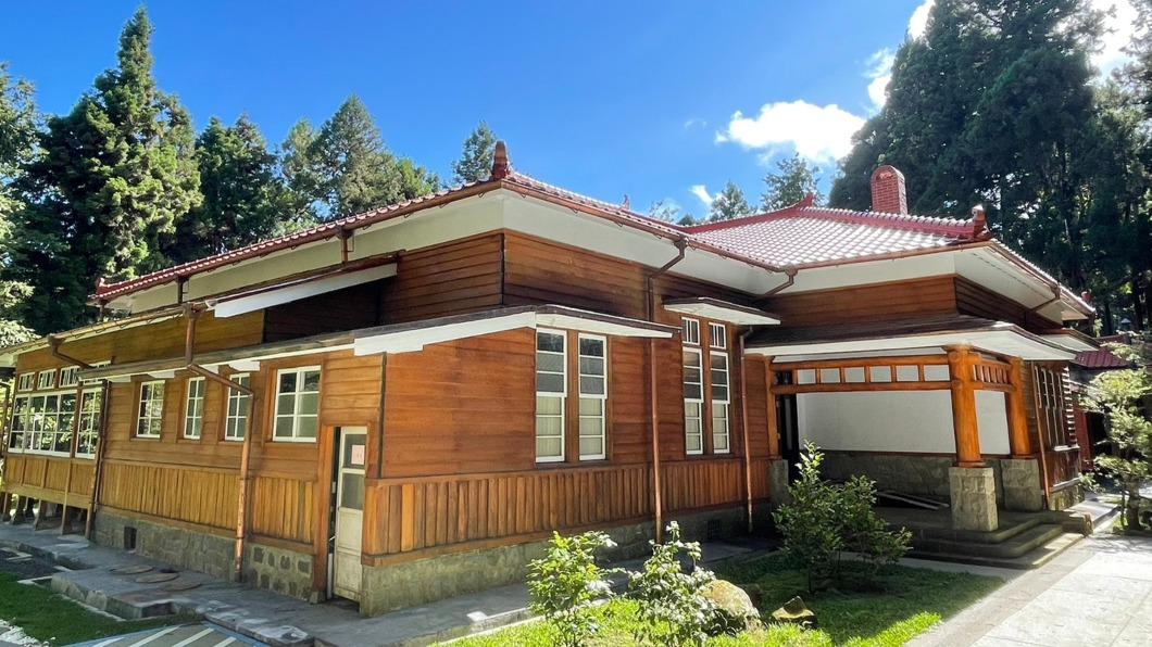 嘉義縣定古蹟阿里山貴賓館委外營運。（圖／林業保育署嘉義分署提供）