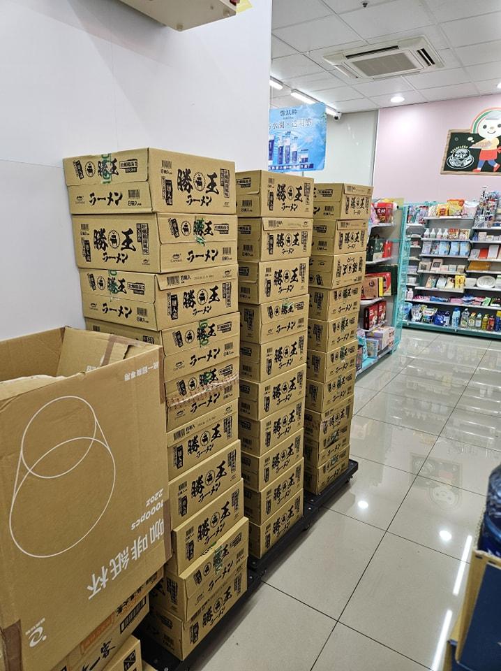 超人氣的勝王拉麵進軍超商。(圖/翻攝自勝王臉書粉專)