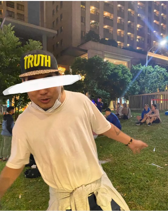 羅姓藝人遭控騷擾。(圖/翻攝自Dcard)