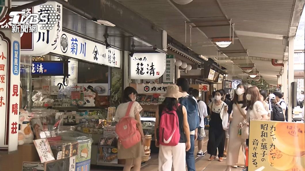 刷卡後無法退稅竟是因為最近刷商務御璽卡退稅後轉賣的人太多。(圖/TVBS資料畫面)