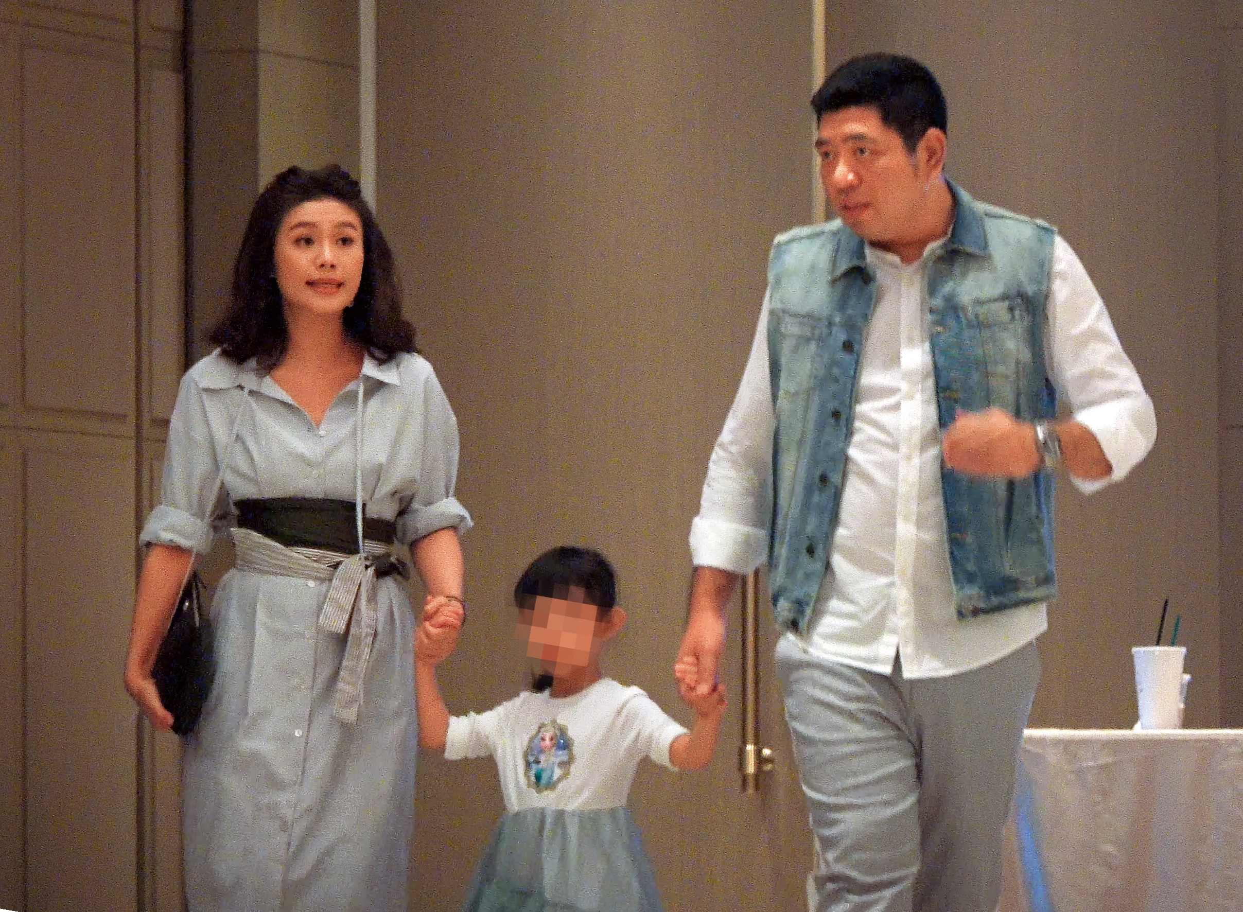 朱海君(左)跟NONO(右)結婚多年,婚姻曾經幸福美滿。(圖/鏡週刊)