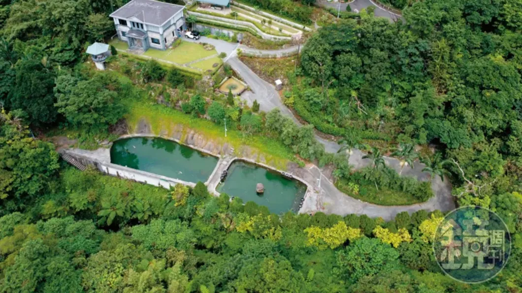 新北市立委參選人廖先翔家族在保育區違法興建豪華莊園，引發爭議。（圖／鏡週刊）