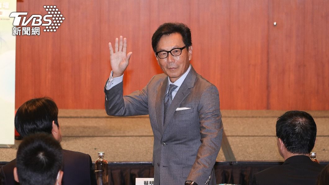 富邦三代準備接班? 蔡明忠:我還年輕兒子離接班很遠