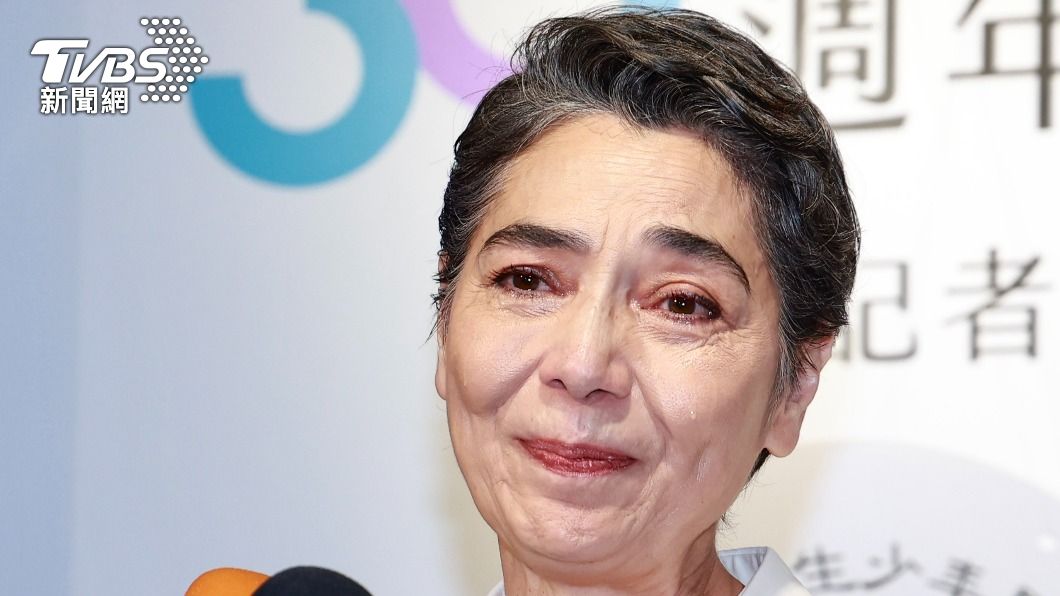 賴佩霞女婿「換心失敗」猝逝! 哀痛首露面了