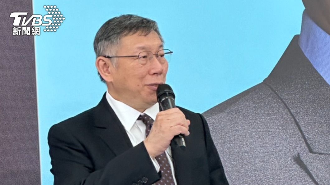 喬椅之亂!郭、侯座位喬8次 柯文哲翻臉:一直把我拉來拉去