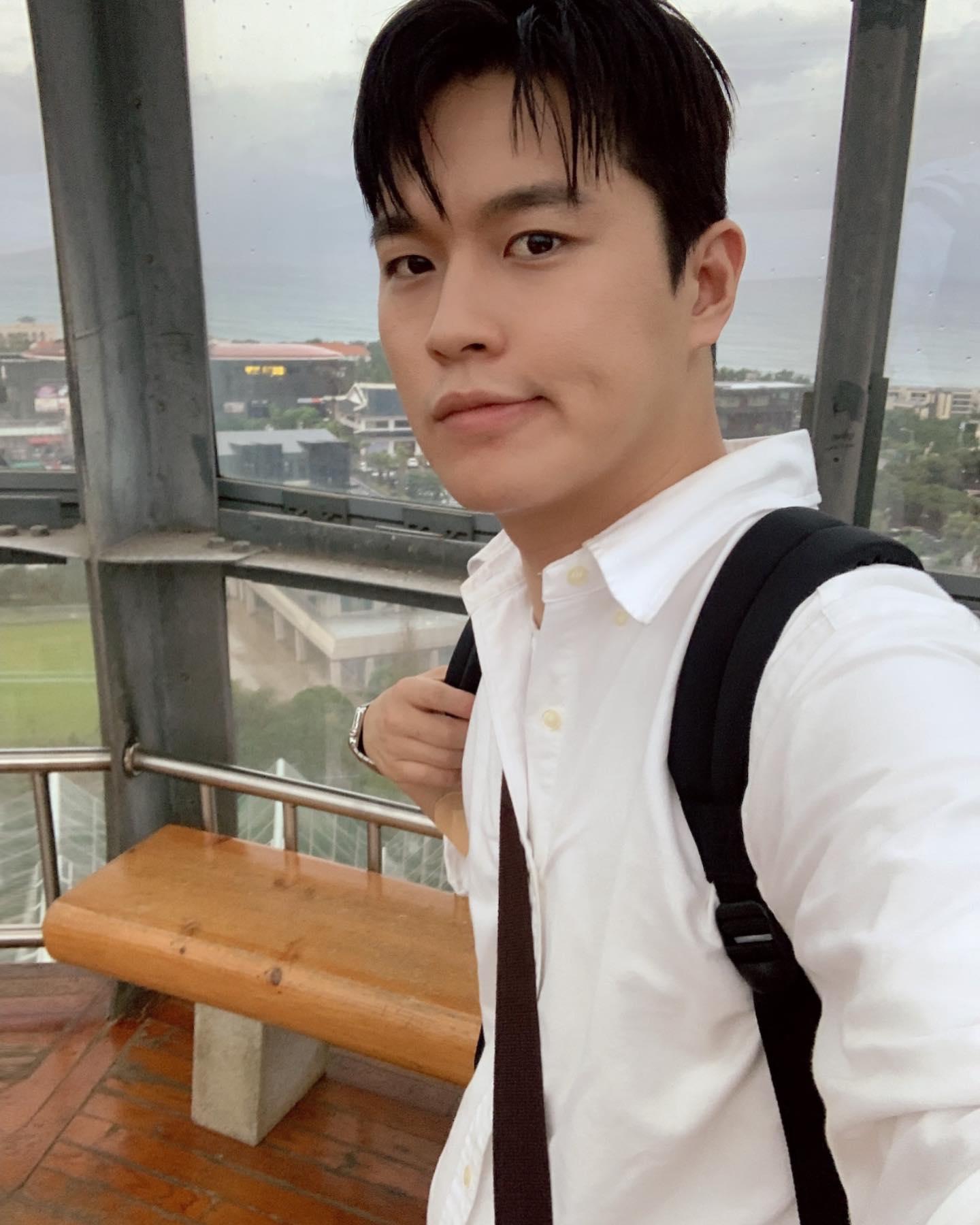 韓國網紅hairmon稱自己遭劉亞仁威脅。(圖/翻攝自當事人IG)