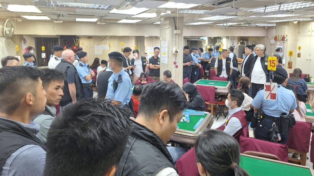 香港黑幫男嗆警惹怒高層　警務處副處長周一鳴親自帶隊大掃黑