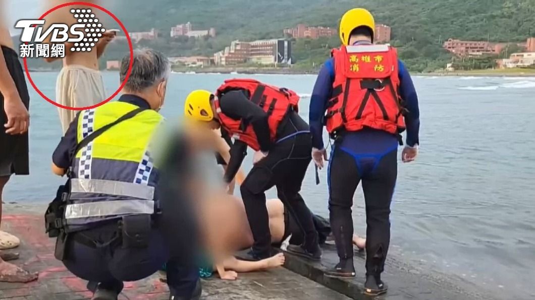 海青高中生西子灣玩水 見父子溺水救援相助 校方頒獎