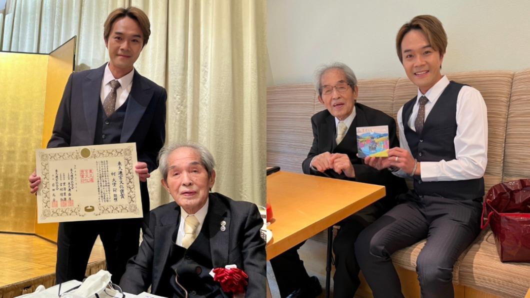 柯大堡開心和會長岩田元吉合影,更送上自己的新專輯《隨行》。(圖/三川娛樂提供)
