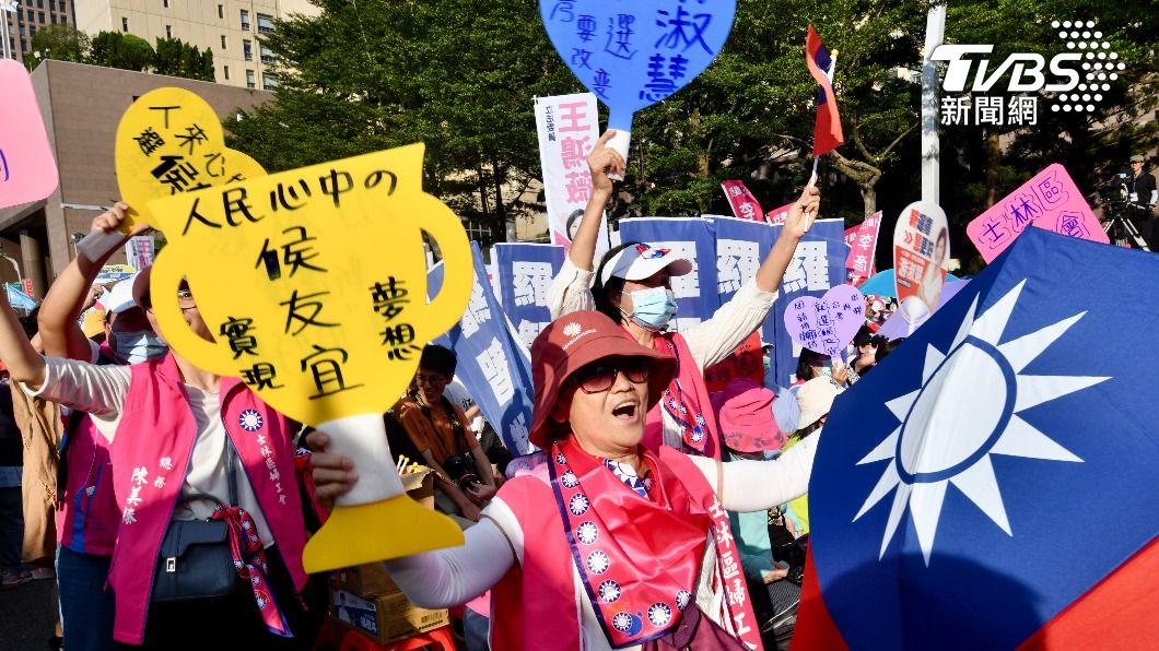 侯友宜今日15時在台北市政府前廣場舉行「侯友宜暨立委選舉台北誓師大會」造勢活動。(圖/胡瑞麒攝)