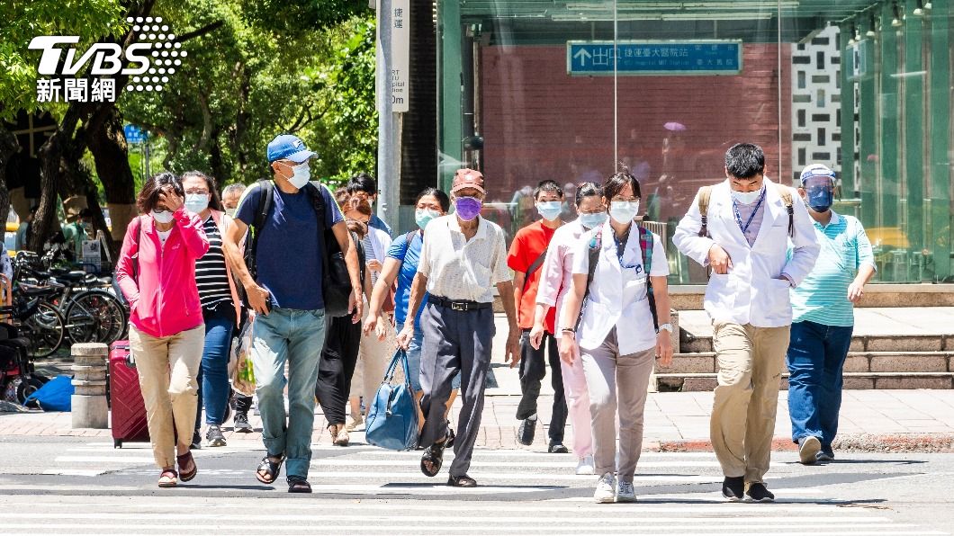 好天氣倒數!下週一口氣降7度 連2波東北風「熱涼熱冷」
