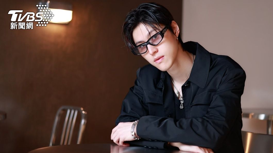 獨/他邊哭邊走忠孝東路被發現 驚人身分曝光竟是前男團成員
